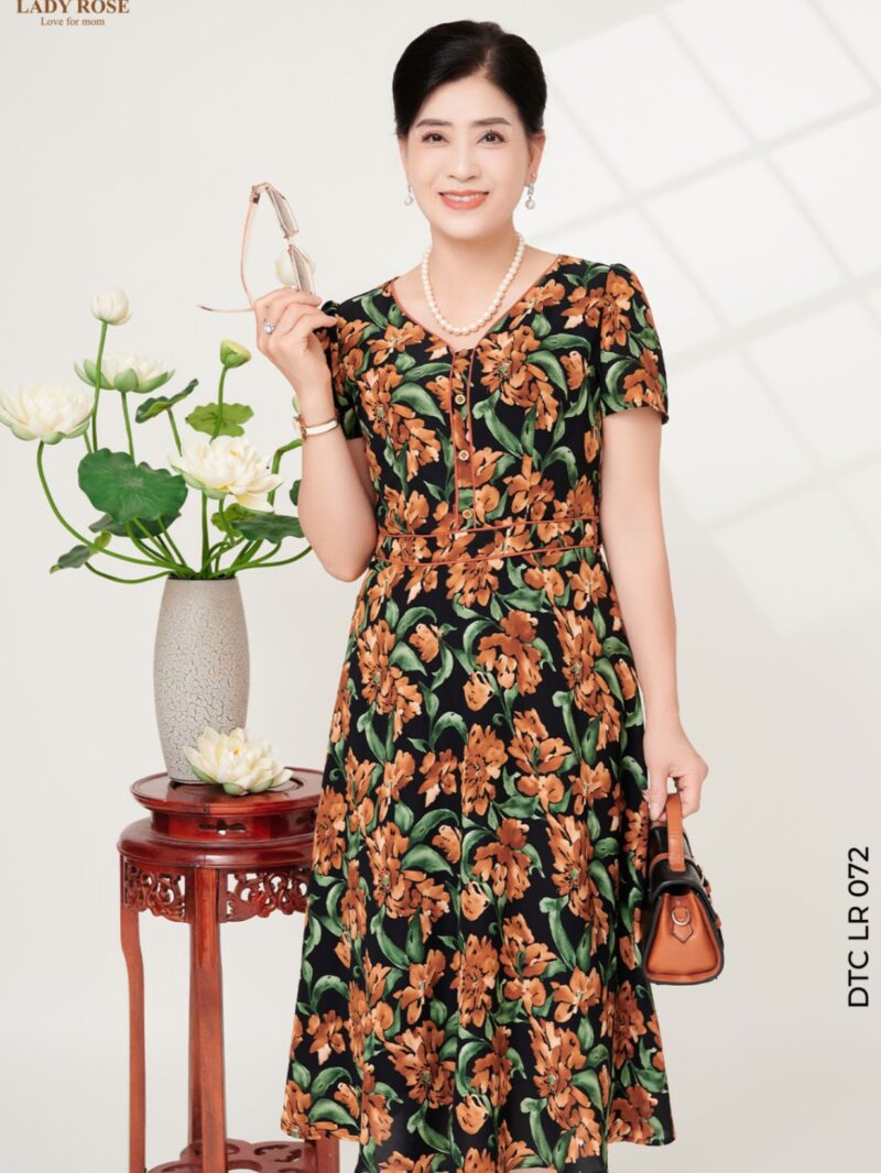 Đầm tay cộc dáng xòe chất liệu lụa hàn 24S57ĐTCLR072-2