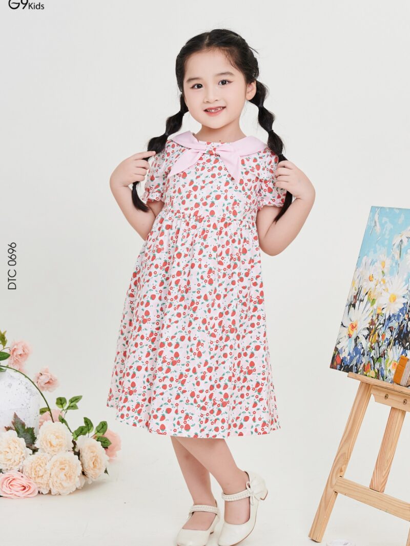 Váy tay cộc dáng xòe phối cổ nơ chất liệu thô họa tiết 24S12BĐTC0696-2