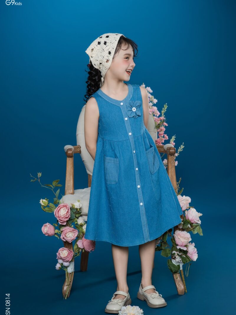Váy sát nách đính hoa 3D chất liệu jeans 25S17BĐSN0814-2