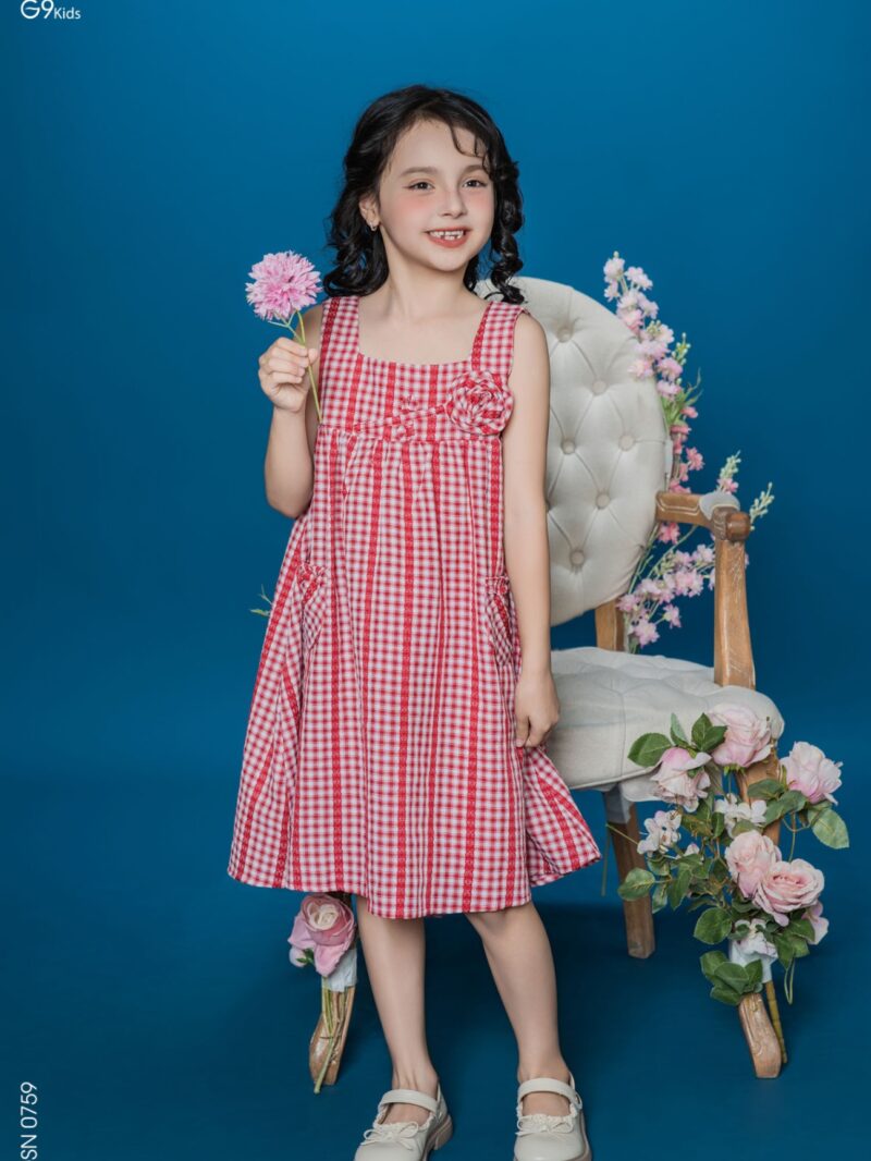 Váy sát nách chất liệu thô kẻ phối hoa 3D cho bé gái 25S57BĐSN0759-1