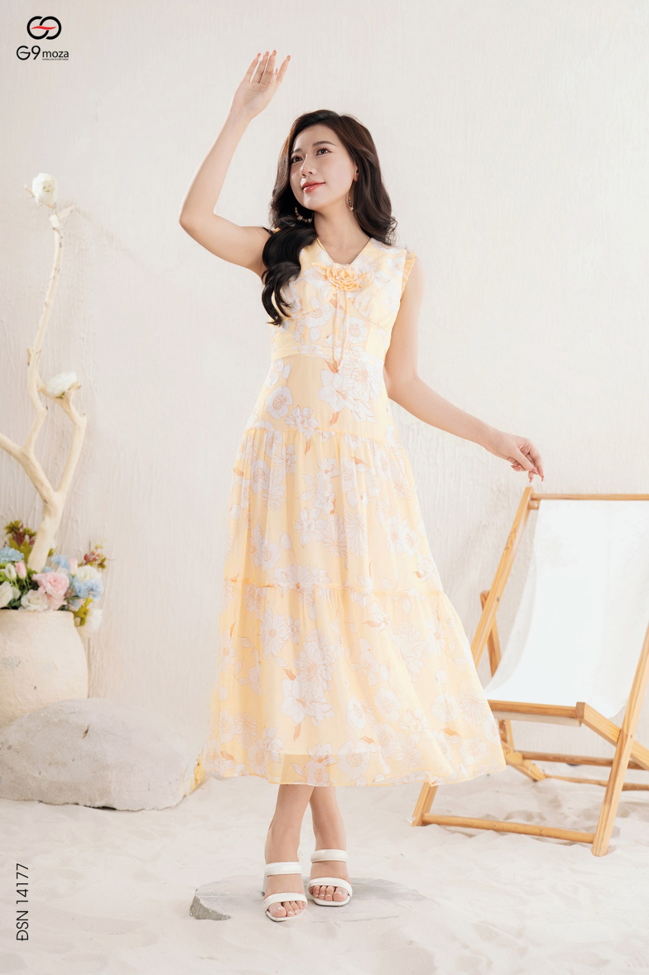 Váy maxi cổ V đính hoa 3D 25S56ĐSNMX14177-1